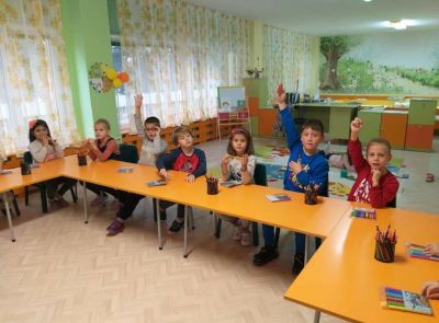 Знаем и можем!  - ДГ Искра - Стамболийски
