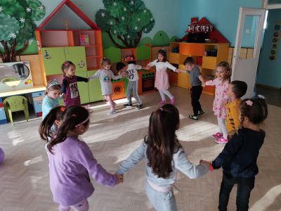 Иванов ден в група "Откриватели" - ДГ Искра - Стамболийски